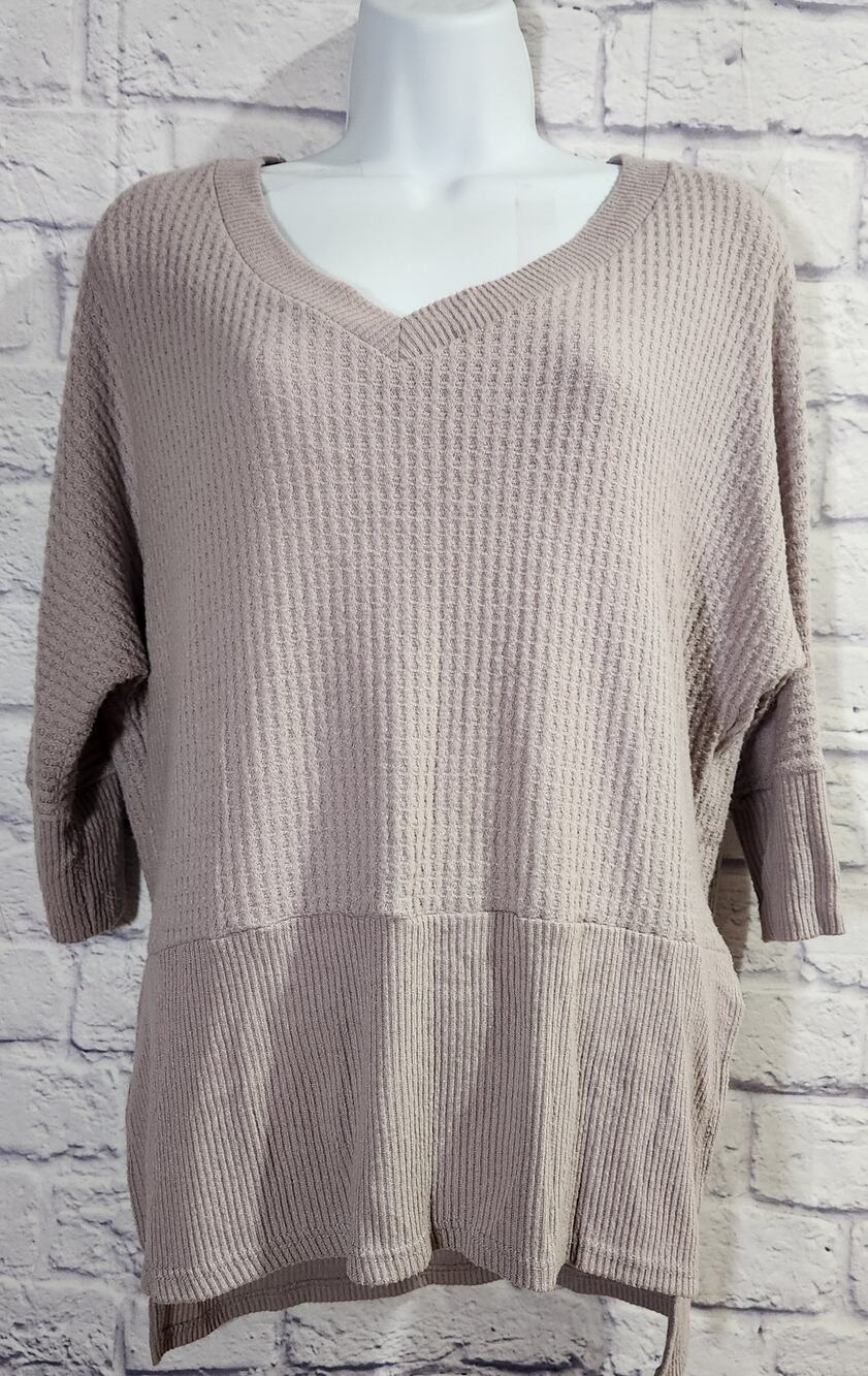 Dee Elly Buckle Mauve Waffle Knit Dolman Sleeve Top Small Lightweight Soft